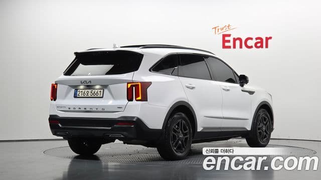 Kia Sorento 2024 — Фото 2/20
