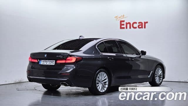 BMW 5 Series 2021 — Şəkil 3/20