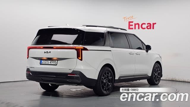 Kia Carnival 2025 — Фото 2/20
