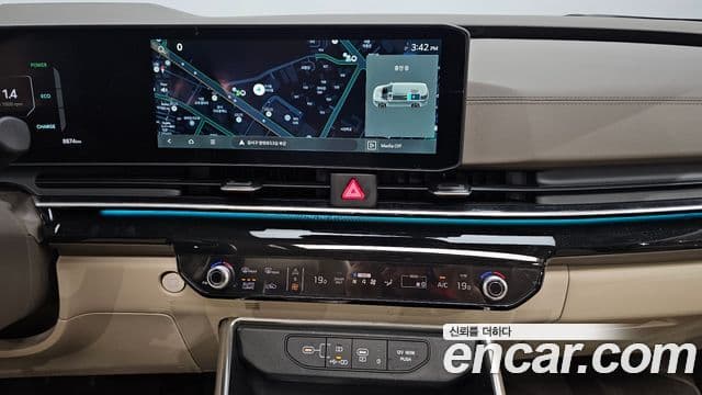 Kia Carnival 2025 — Фото 15/20