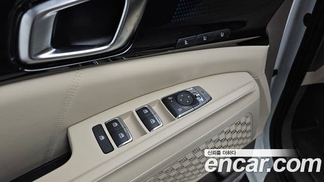 Kia Carnival 2025 — Фото 19/20