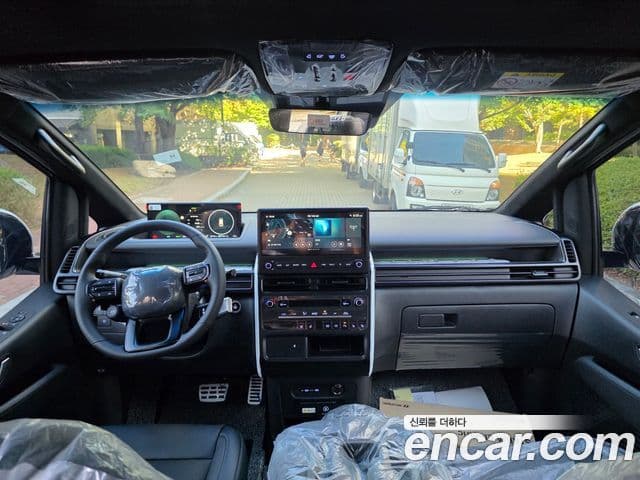 Hyundai Staria 2026 — ფოტო 6/20