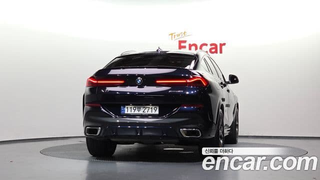BMW X6 2023 — Photo 33/33