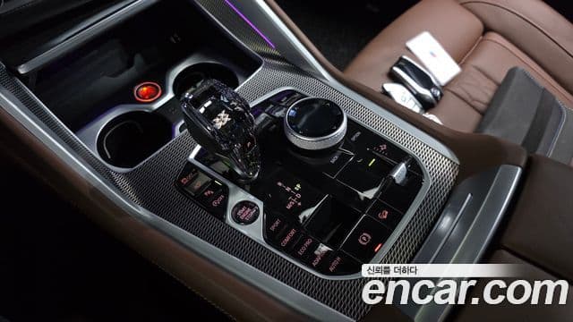BMW X6 2023 — Photo 9/33