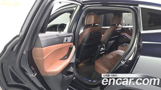BMW X6 2023 — Photo 15/33