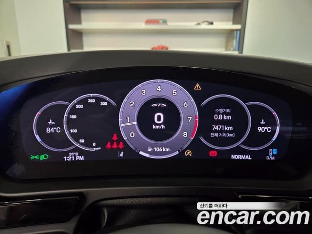 Porsche Cayenne 2025 — Photo 12/20