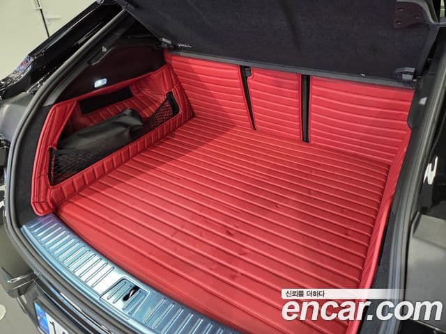 Porsche Cayenne 2025 — Photo 18/20