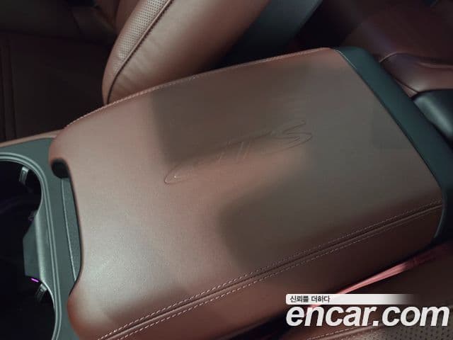 Porsche Cayenne 2025 — Photo 7/20