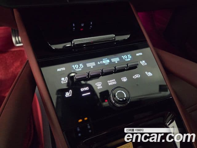 Porsche Cayenne 2025 — Photo 3/20