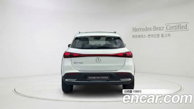 Mercedes-Benz EQA 2025 — ფოტო 1/12