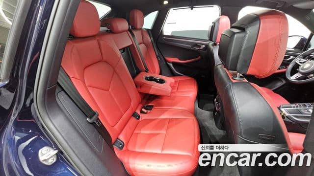 Porsche Macan 2021 — Фото 10/20