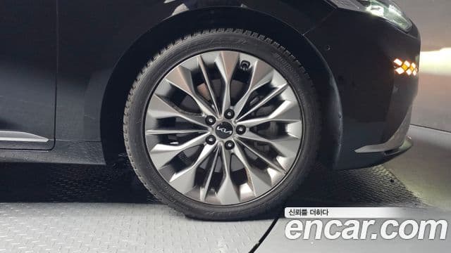 Kia K8 2022 — Photo 11/30