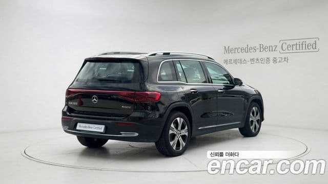 Mercedes-Benz EQB 2025 — ფოტო 2/11