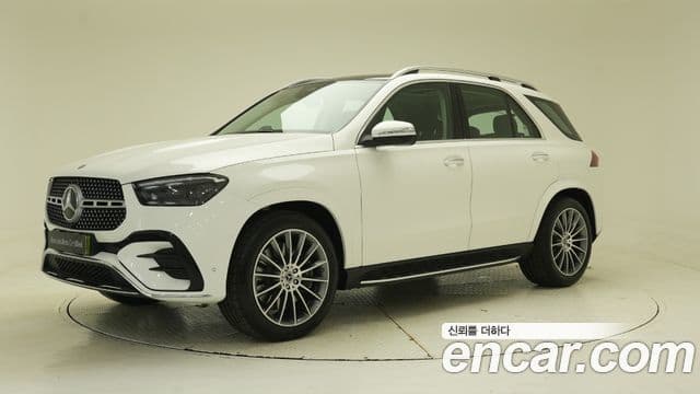 Mercedes-Benz GLE-Class 2025 — Photo 8/19