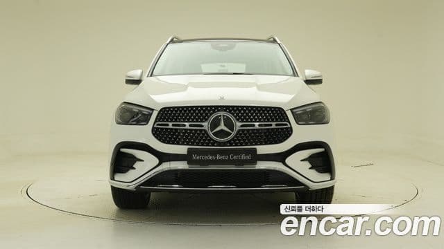 Mercedes-Benz GLE-Class 2025 — Photo 9/19