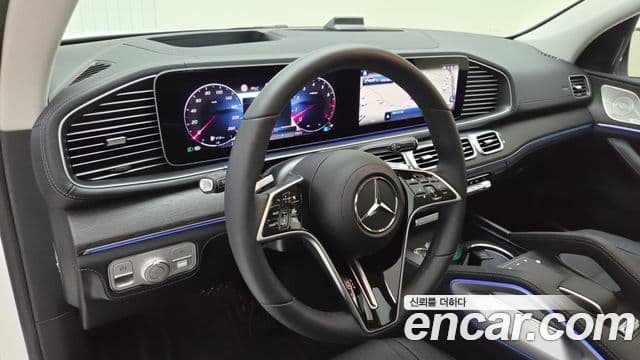 Mercedes-Benz GLE-Class 2025 — Photo 1/19