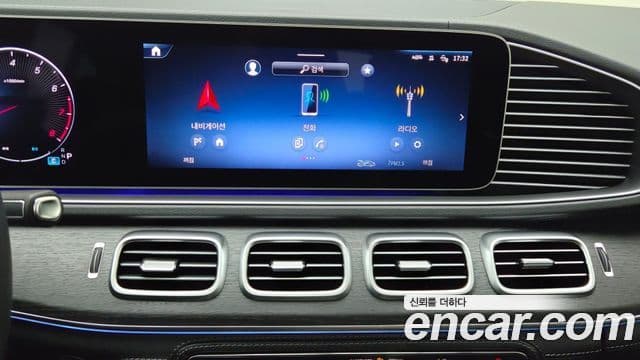Mercedes-Benz GLE-Class 2025 — Photo 19/19