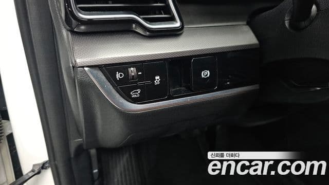 Kia Sportage 2022 — Фото 17/20