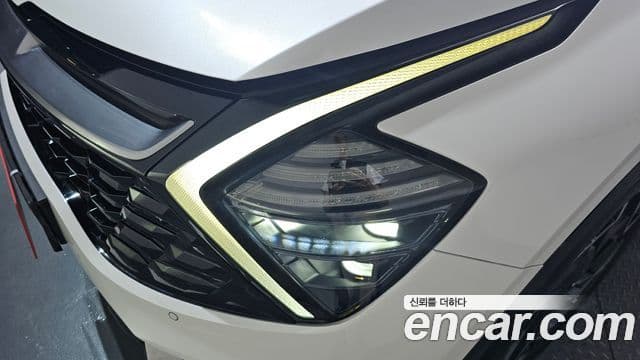 Kia Sportage 2022 — Şəkil 10/34