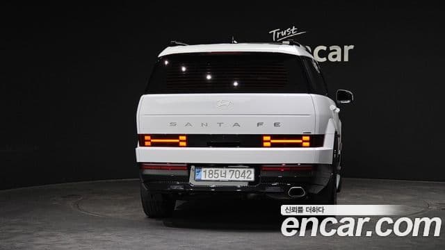 Hyundai Santa Fe 2024 — Photo 13/34