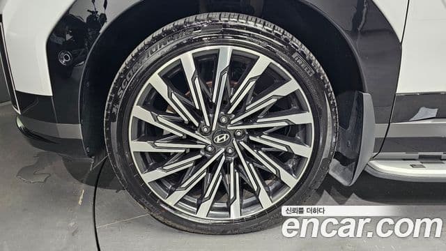 Hyundai Santa Fe 2024 — Photo 31/34