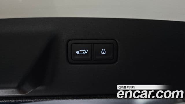 Hyundai Santa Fe 2024 — Photo 20/34