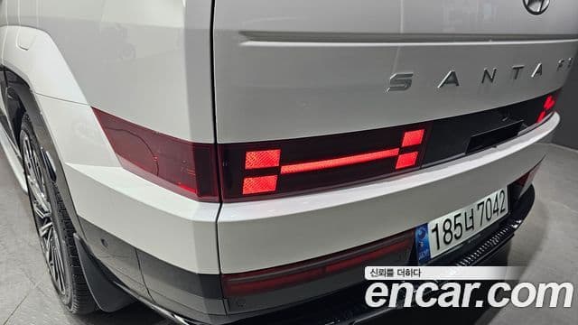 Hyundai Santa Fe 2024 — Photo 6/34