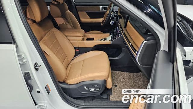 Hyundai Santa Fe 2024 — Photo 17/34