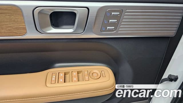 Hyundai Santa Fe 2024 — Photo 7/34