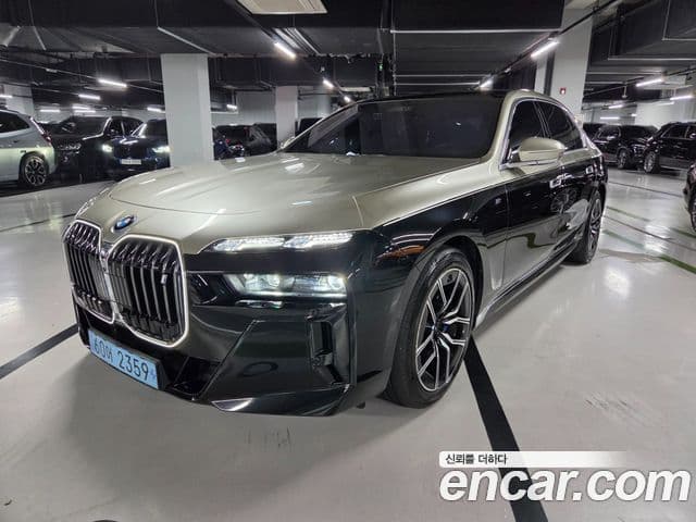 BMW i7 2024 — Photo 2/18