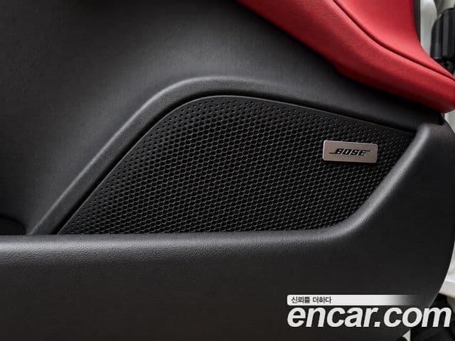 Porsche Taycan 2023 — ფოტო 16/20
