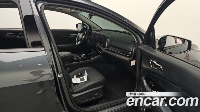Kia Sportage 2023 — Фото 11/20