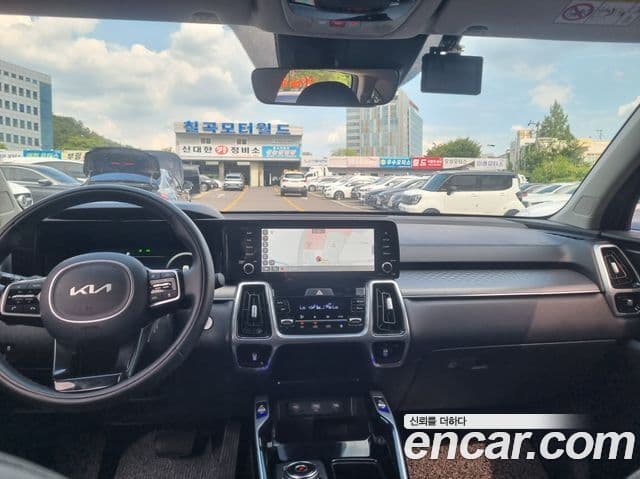 Kia Sorento 2022 — Şəkil 17/20