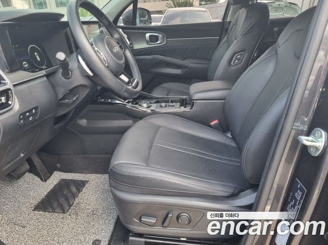 Kia Sorento 2022 — Şəkil 19/20