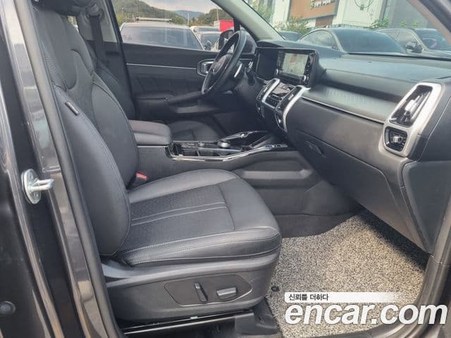 Kia Sorento 2022 — Şəkil 8/20