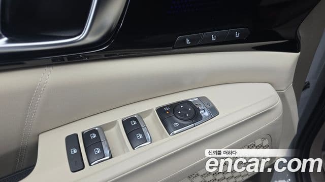 Kia Carnival 2025 — Photo 9/34