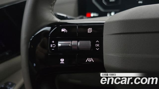 Kia Carnival 2025 — Photo 21/34