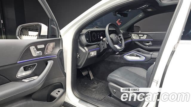 Mercedes-Benz GLE-Class 2023 — Photo 14/35