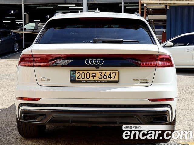 Audi Q8 2021 — Şəkil 9/20