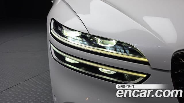 Genesis GV70 2022 — Şəkil 6/33