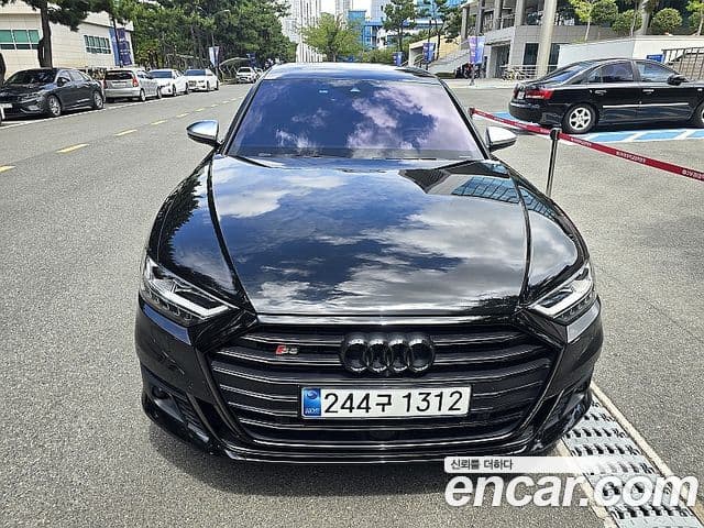 Audi S8 2020 — Şəkil 2/18