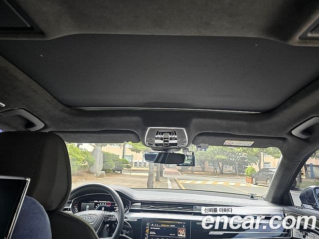 Audi S8 2020 — Şəkil 10/18