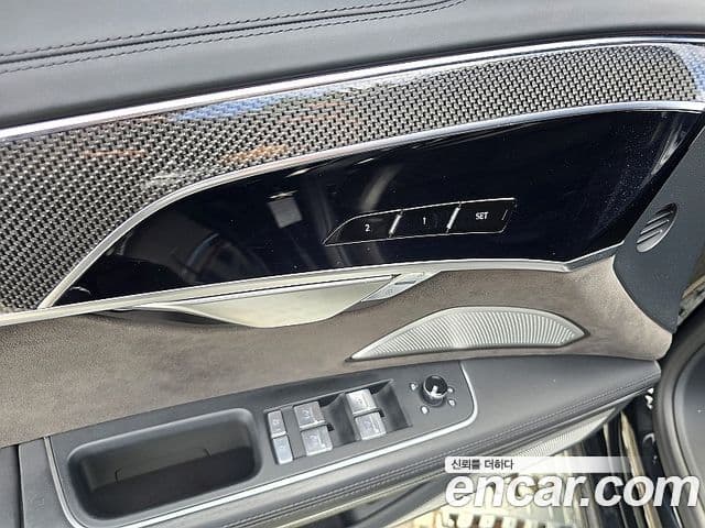 Audi S8 2020 — Şəkil 14/18
