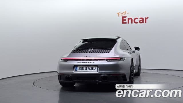 Porsche 911 2024 — Photo 12/32