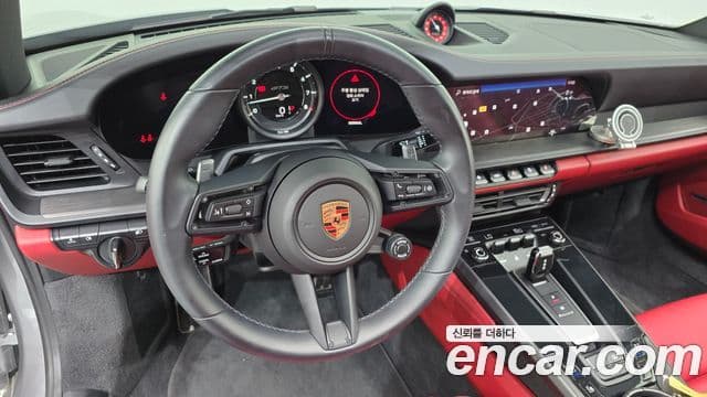 Porsche 911 2024 — Photo 27/32