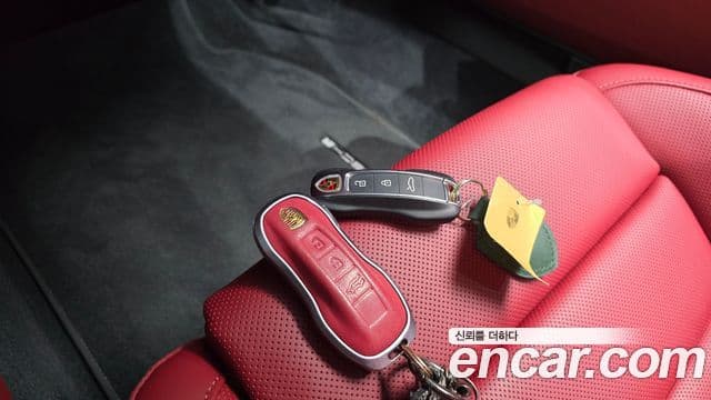 Porsche 911 2024 — Photo 10/32