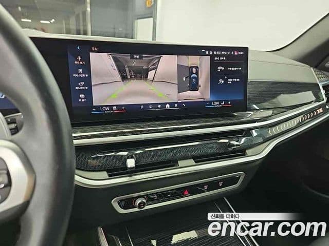 BMW X5 2024 — ფოტო 14/18