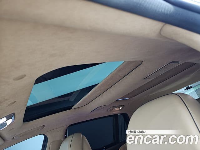 Genesis G90 2023 — ფოტო 8/20