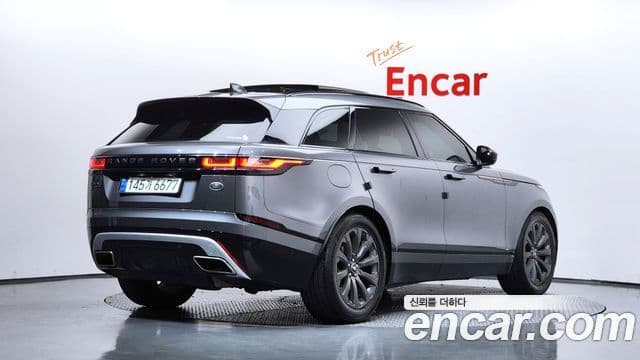 Land Rover Range Rover Velar 2019 — Şəkil 15/35