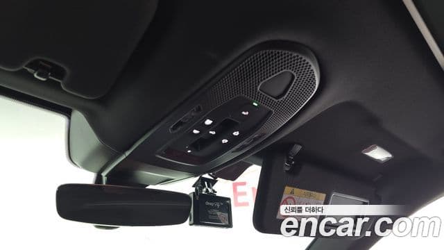 Porsche Panamera 2025 — Photo 21/31